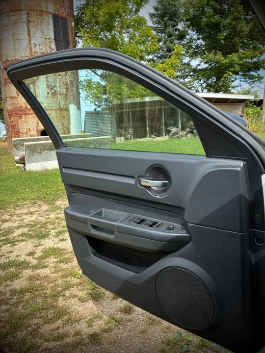 2010 Dodge Charger 6th Gen - Image 8 of 16