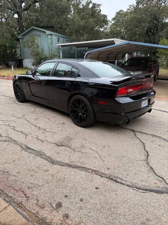 2013 Dodge Charger 7th Gen - Image 2 of 9