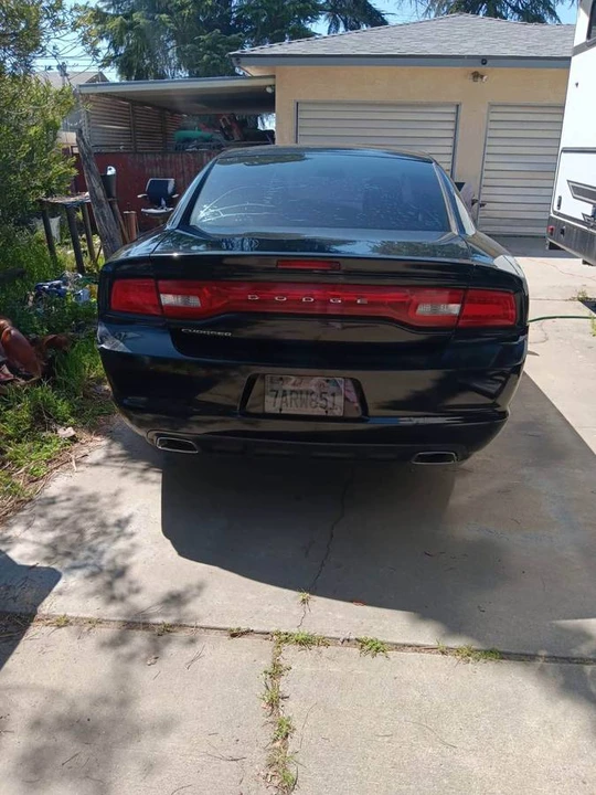 2013 Dodge Charger 7th Gen - Image 4 of 9
