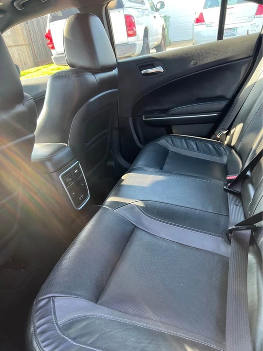 2022 Dodge Charger 7th Gen - Image 6 of 10