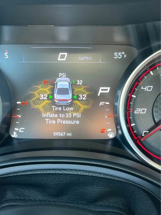 2022 Dodge Charger 7th Gen - Image 9 of 10