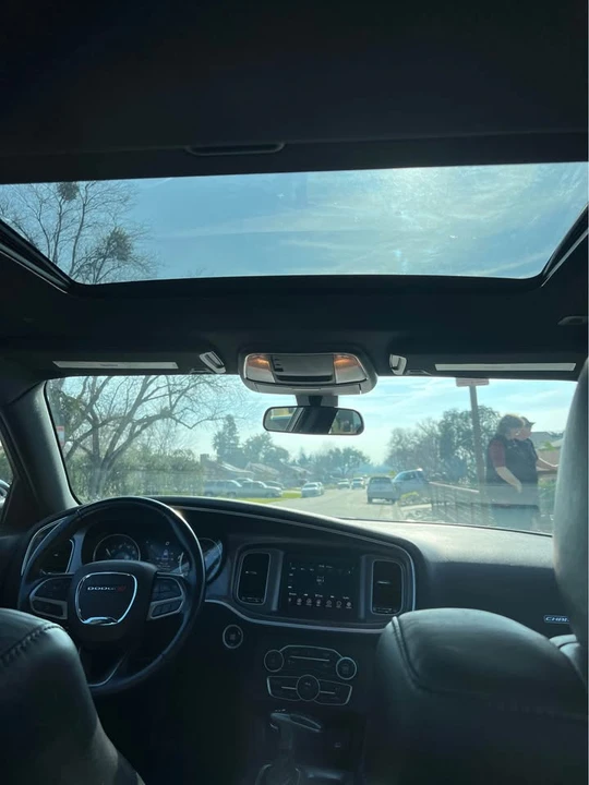 2022 Dodge Charger 7th Gen - Image 8 of 10