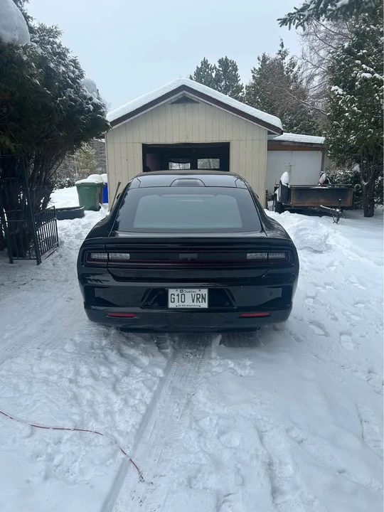 2024 Dodge Charger 8th Gen - Image 4 of 9