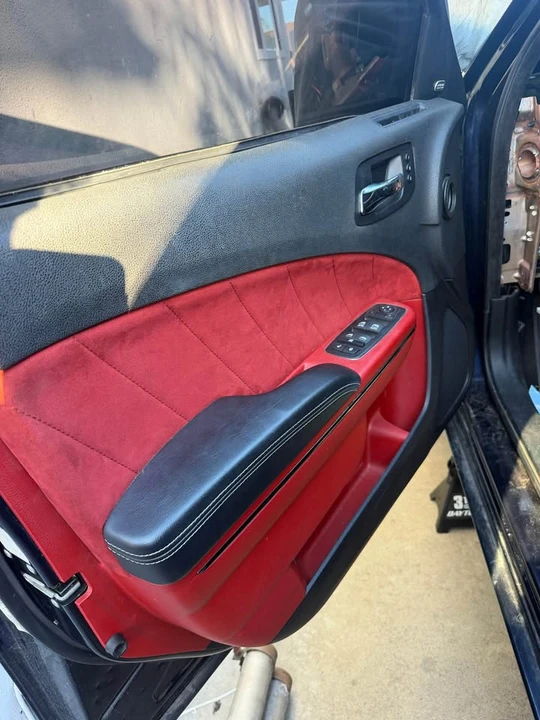 Dodge Charger SRT Hellcat 7th Gen - Image 2 of 7