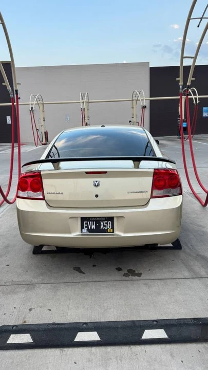 2010 Dodge Charger 6th Gen - Image 3 of 8