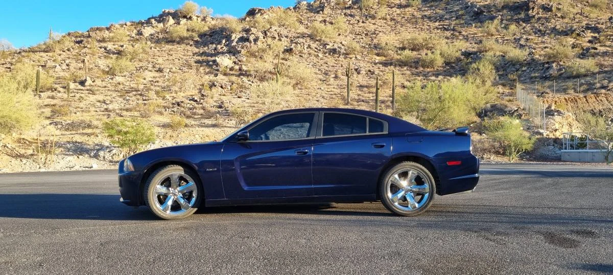 2014 Dodge Charger 7th Gen - Image 4 of 21