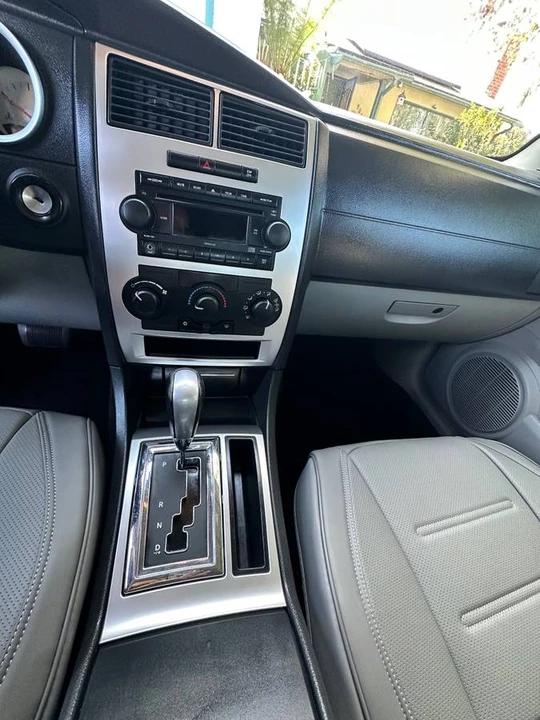 2007 Dodge Charger 6th Gen - Image 5 of 7