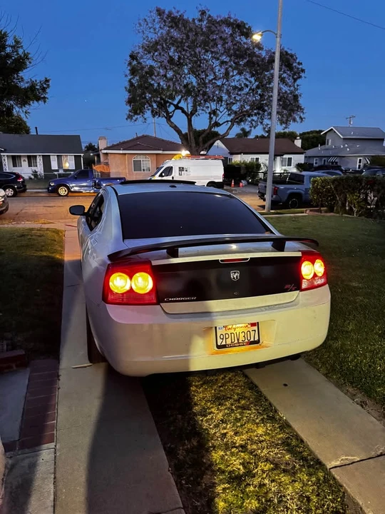 2009 Dodge Charger 6th Gen - Image 6 of 8