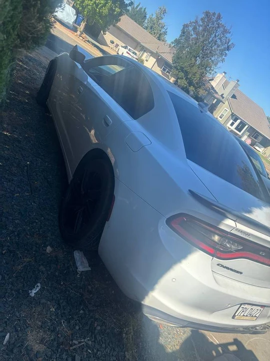 2016 Dodge Charger 7th Gen - Image 2 of 2