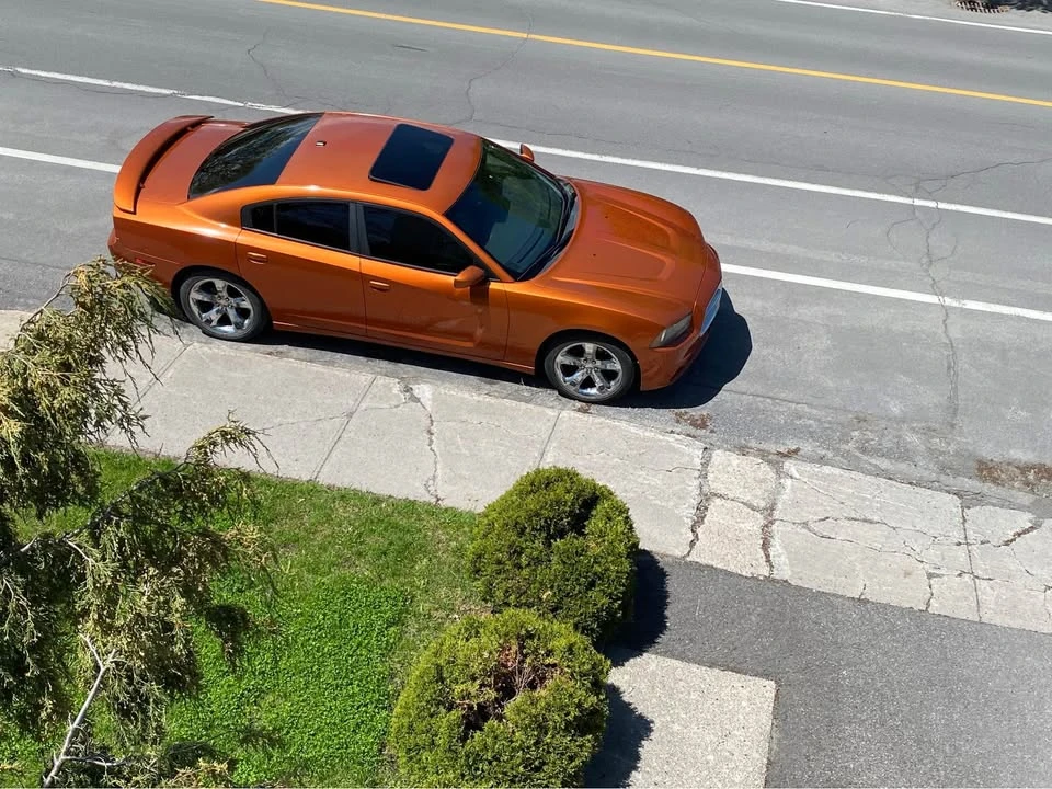 2011 Dodge Charger 7th Gen - Image 4 of 10