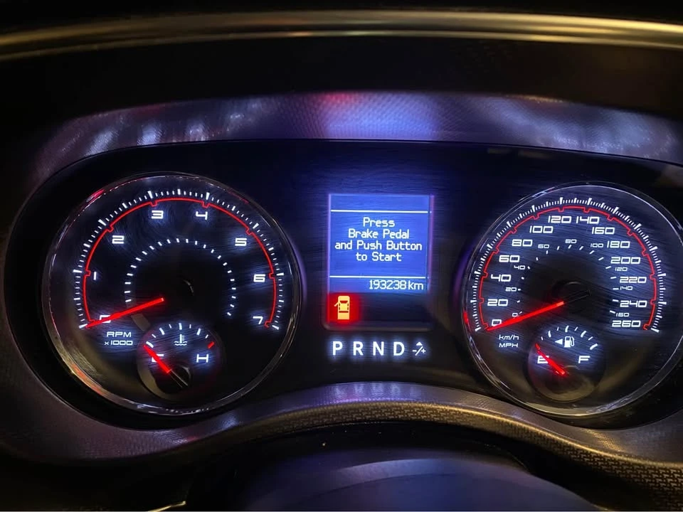 2011 Dodge Charger 7th Gen - Image 7 of 10