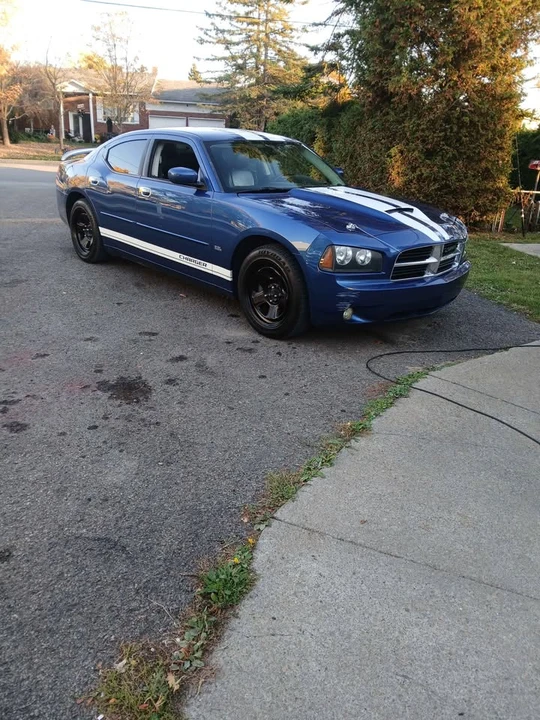 2010 Dodge Charger 6th Gen - Image 2 of 3