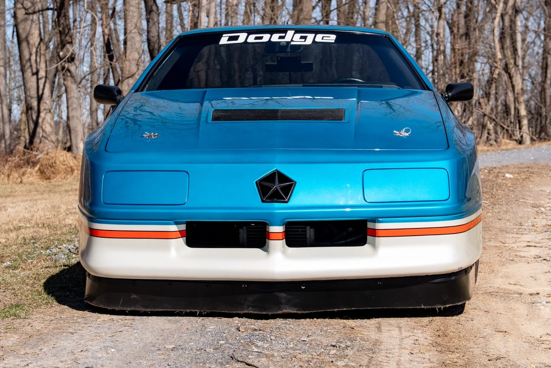 Dodge Daytona - Image 11 of 31