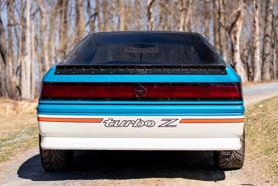 Dodge Daytona - Image 8 of 31