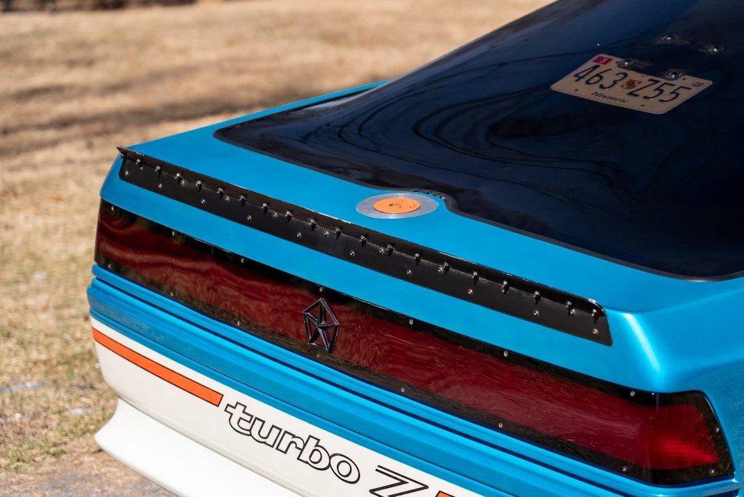 Dodge Daytona - Image 26 of 31