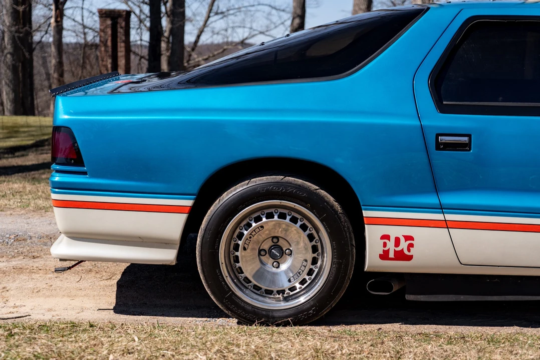 Dodge Daytona - Image 15 of 31