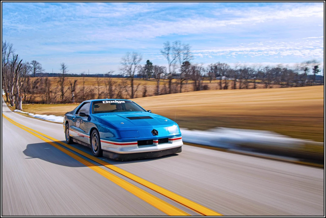 Dodge Daytona - Image 2 of 31