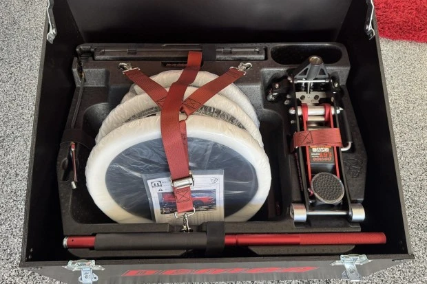 Parts & Memorabilia Tools - Image 3 of 5