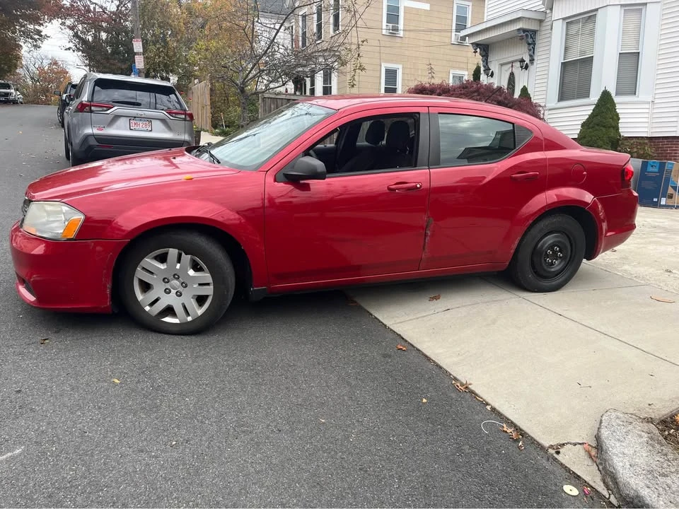 Dodge Avenger - Image 4 of 5