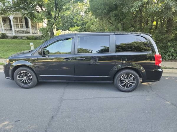 2018 Dodge Caravan - Image 2 of 5