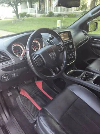 2018 Dodge Caravan - Image 5 of 5