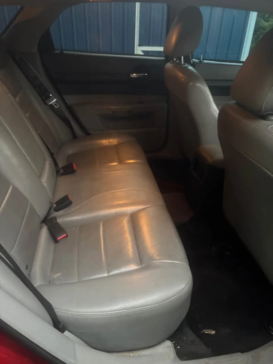 2006 Dodge Magnum 2nd Gen Wagon - Image 6 of 8
