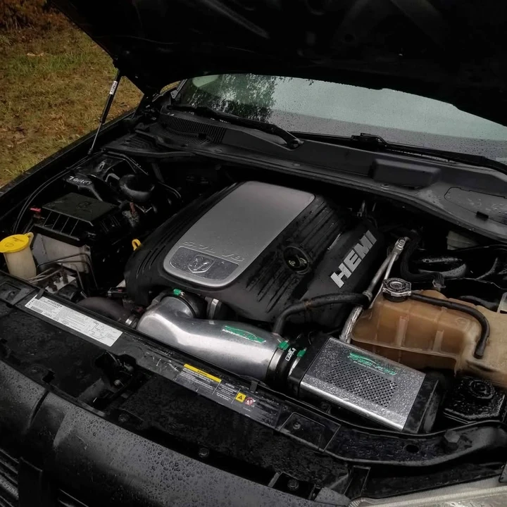 Dodge Magnum 2nd Gen Wagon - Image 3 of 10