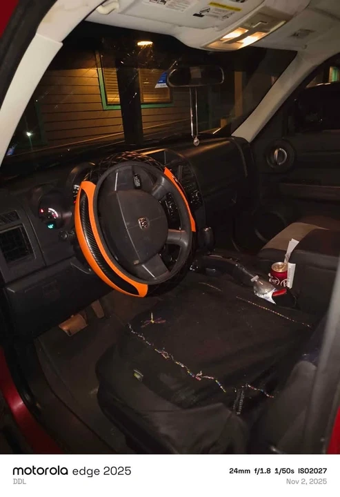 2007 Dodge Nitro - Image 2 of 5