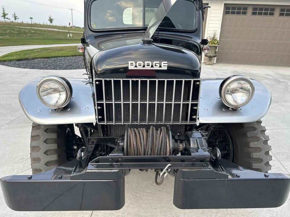 Dodge Power Wagon - Image 20 of 31