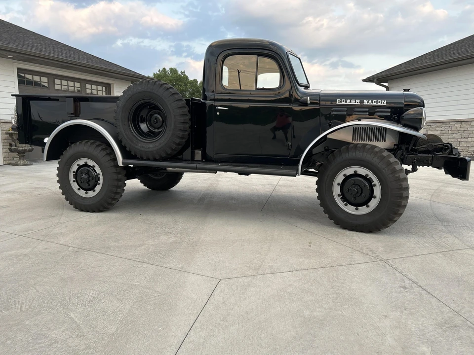 Dodge Power Wagon - Image 6 of 31