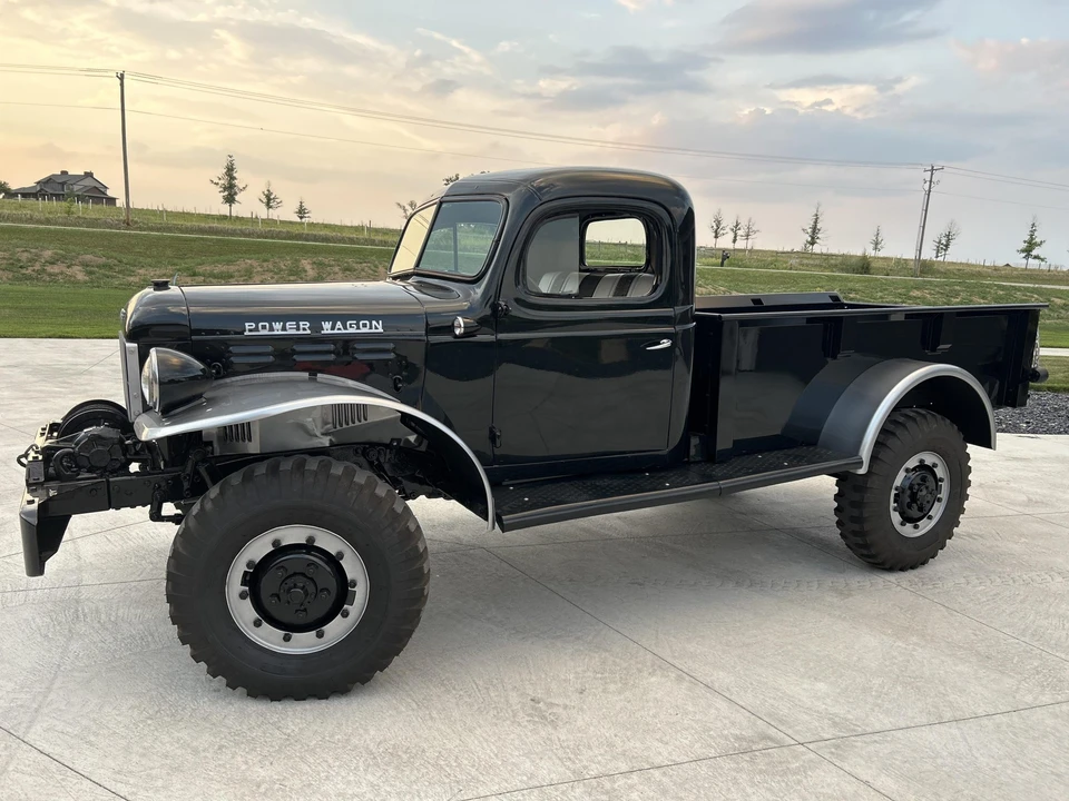 Dodge Power Wagon - Image 13 of 31
