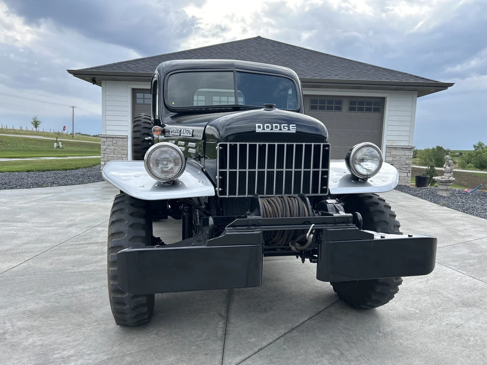 Dodge Power Wagon - Image 3 of 31