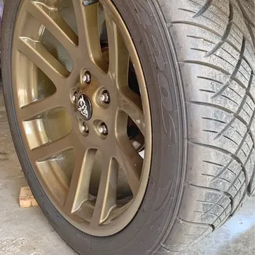 Dodge Viper SRT-10 Wheels/Tires