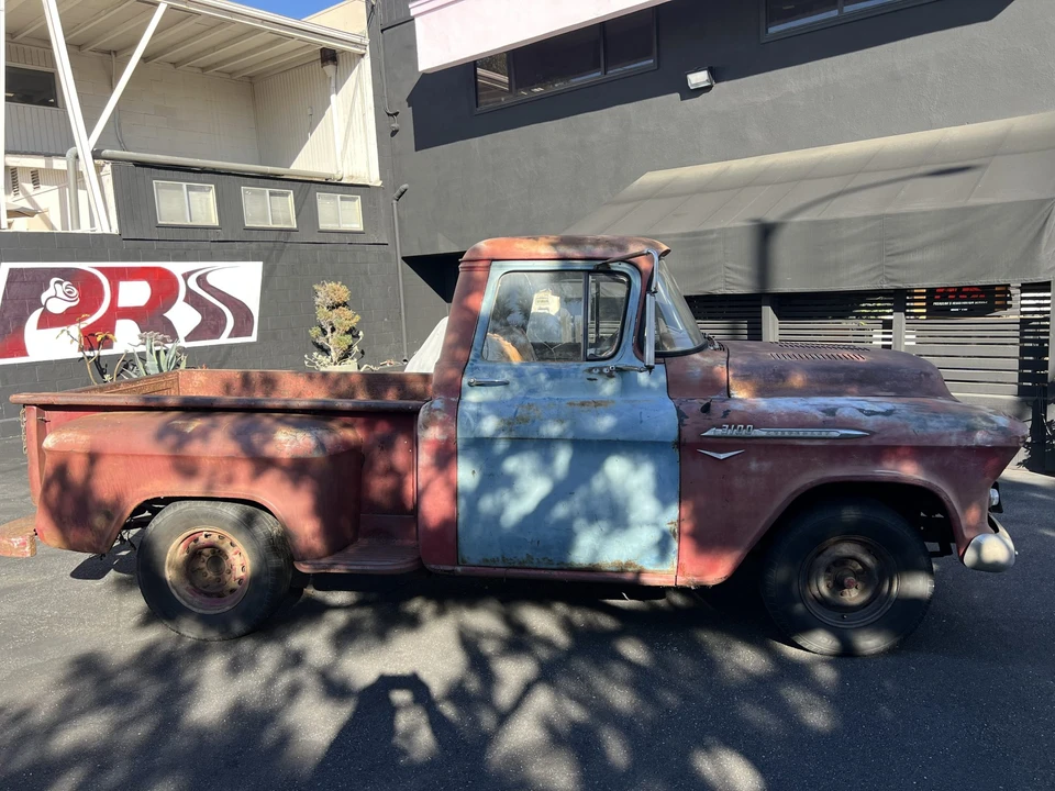 1955 Chevrolet Task Force - Image 15 of 31