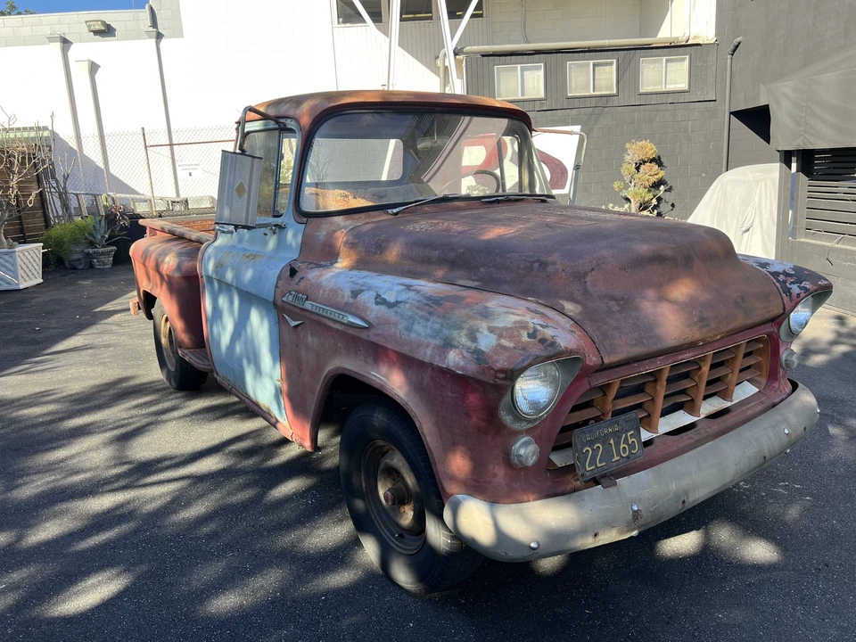 1955 Chevrolet Task Force - Image 19 of 31