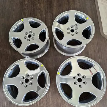 Dodge Viper 18" Wheels