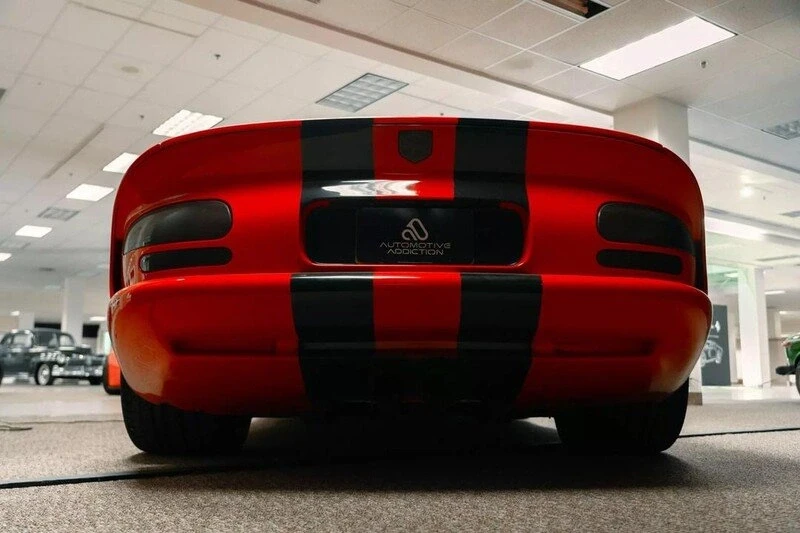 1997 Dodge Viper GTS 2nd Gen - Image 9 of 10