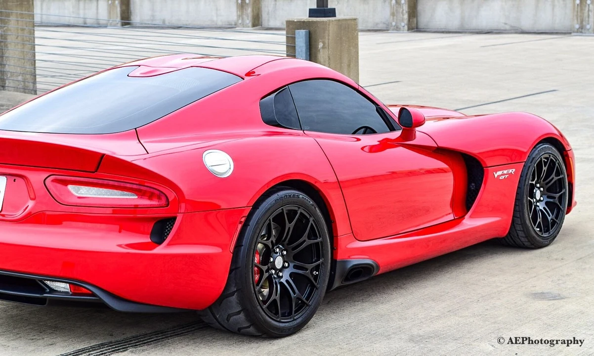 Dodge Viper 5th Gen - Image 5 of 19
