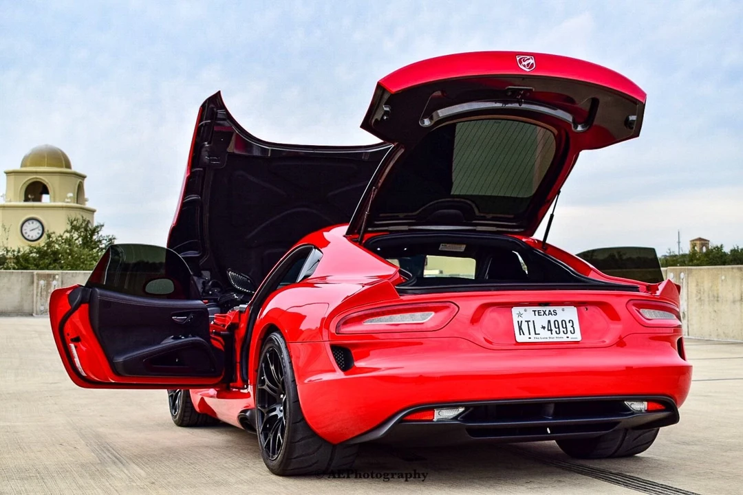 Dodge Viper 5th Gen - Image 19 of 19