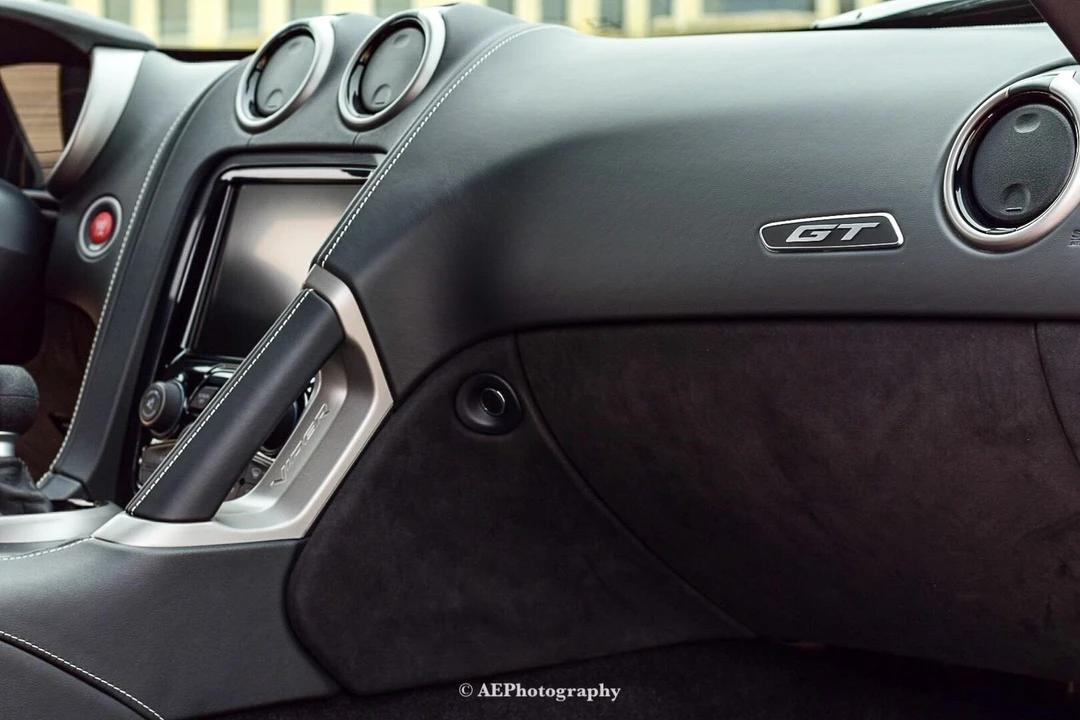 Dodge Viper 5th Gen - Image 12 of 19
