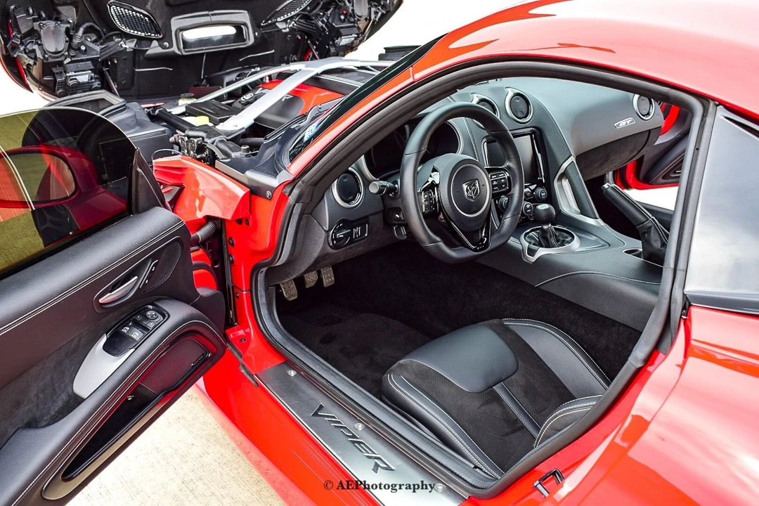 Dodge Viper 5th Gen - Image 15 of 19