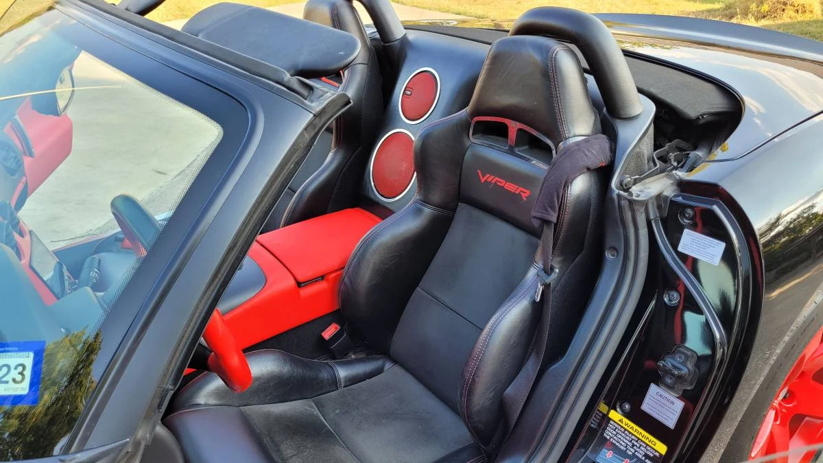 2004 Dodge Viper - Image 9 of 18