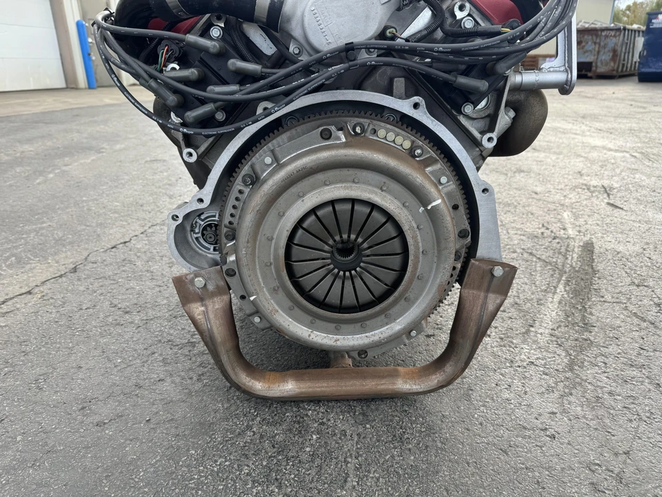 Parts & Memorabilia Engines - Image 25 of 31