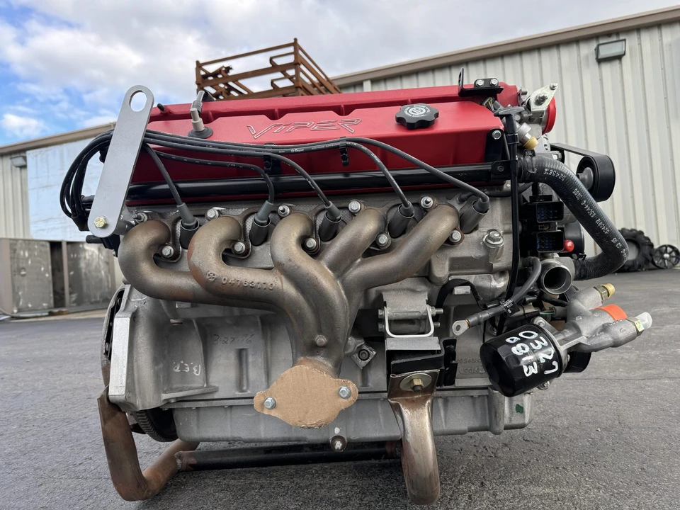Parts & Memorabilia Engines - Image 20 of 31
