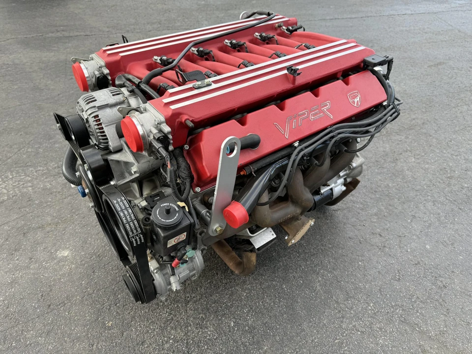 Parts & Memorabilia Engines - Image 13 of 31