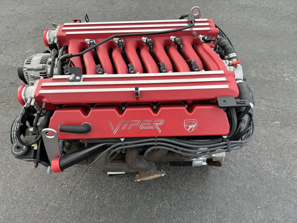 Parts & Memorabilia Engines - Image 17 of 31