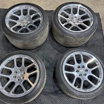 Dodge Viper Wheels