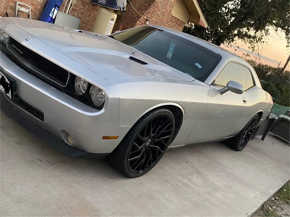 2009 Dodge Challenger 3rd Gen - Image 5 of 8
