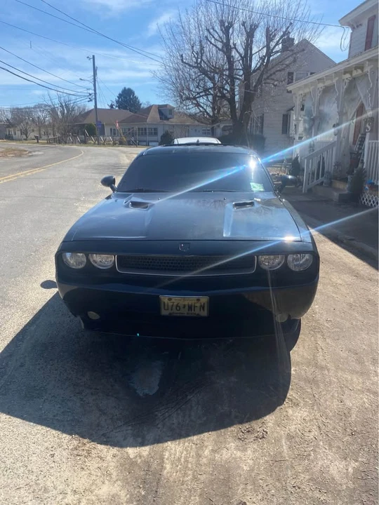 Dodge Challenger - Image 2 of 8
