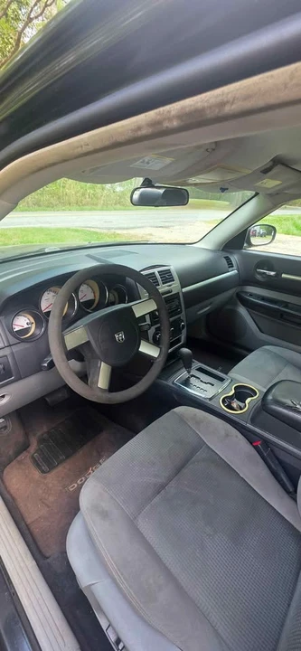 2010 Dodge Challenger 3rd Gen - Image 2 of 9